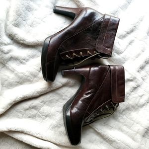 Naturalizer boots size 8